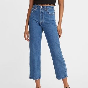 Levi’s Ribcage Mom Jeans
